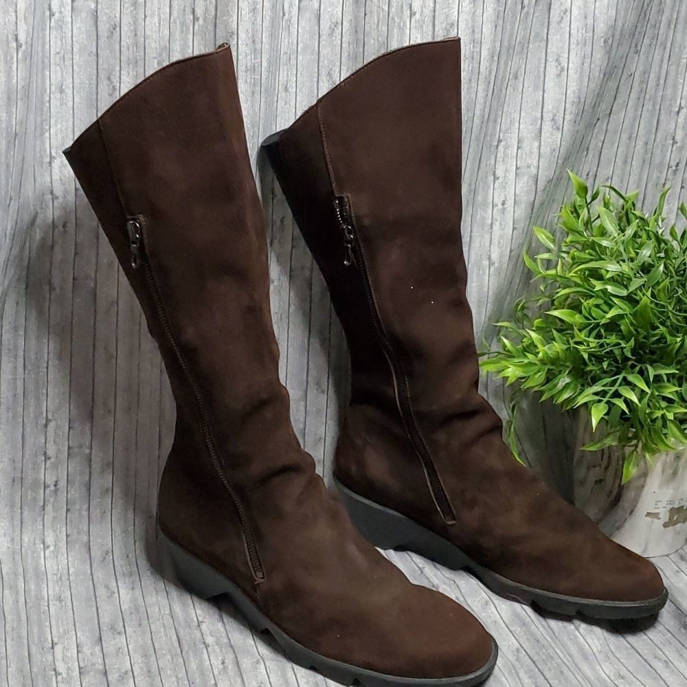 Arche Patent Pending Brown Suede Boots